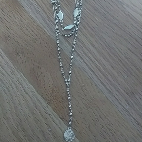 Necklace - Picture 2 of 3